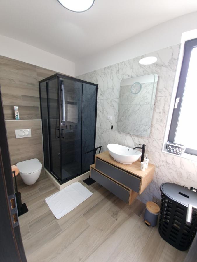 Apartments Marebella Лумбарда Экстерьер фото