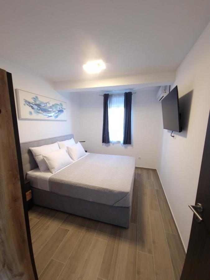 Apartments Marebella Лумбарда Экстерьер фото
