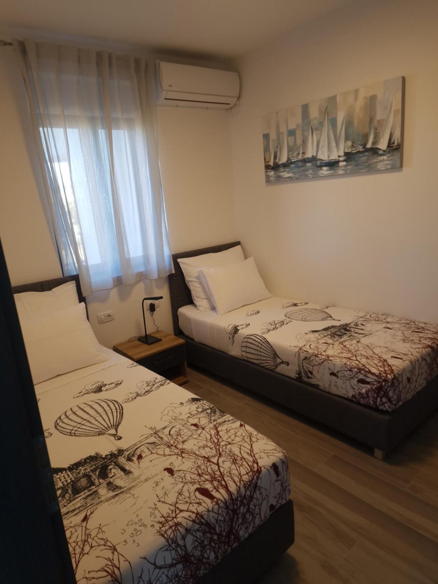 Apartments Marebella Лумбарда Экстерьер фото