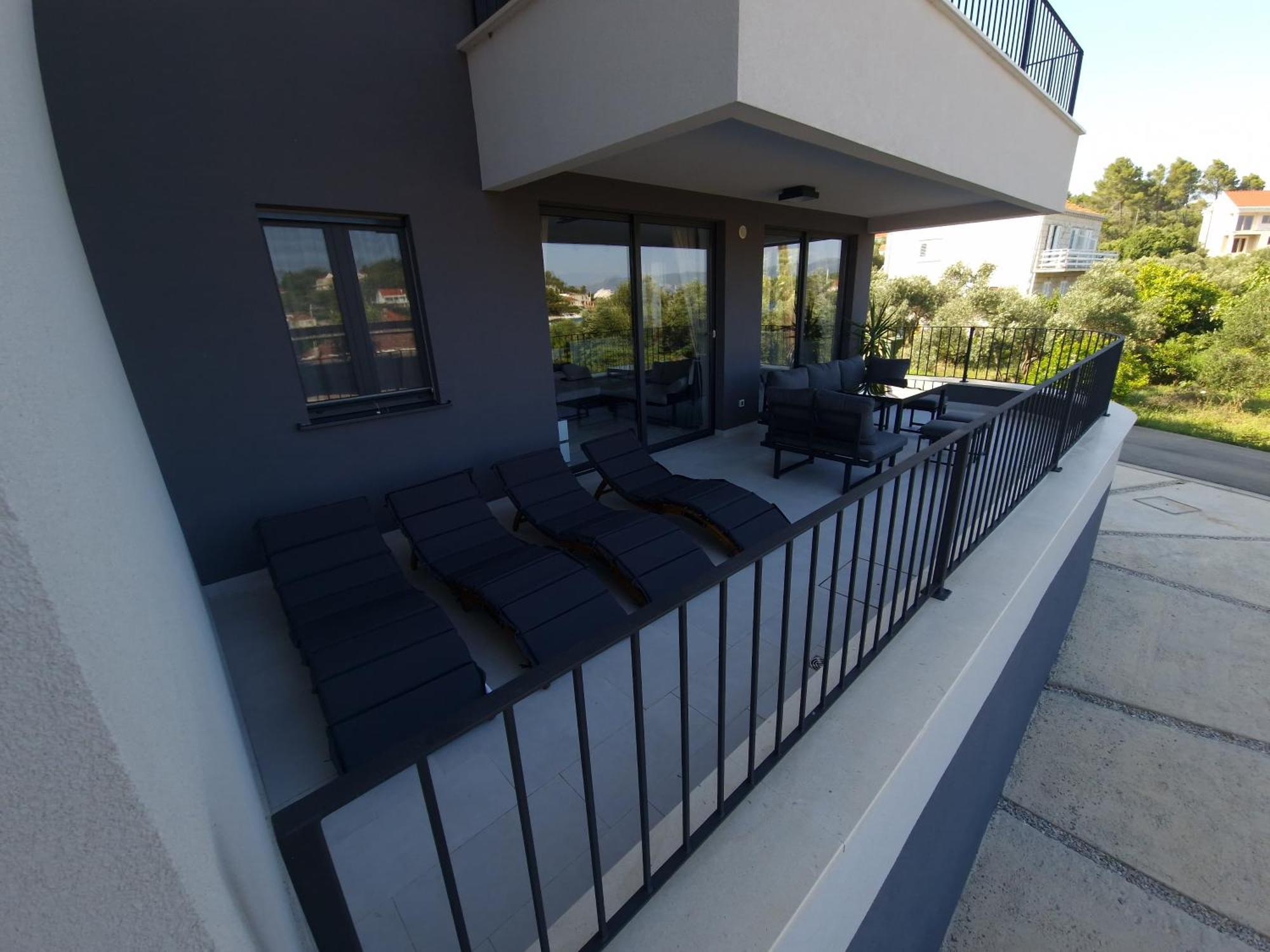 Apartments Marebella Лумбарда Экстерьер фото